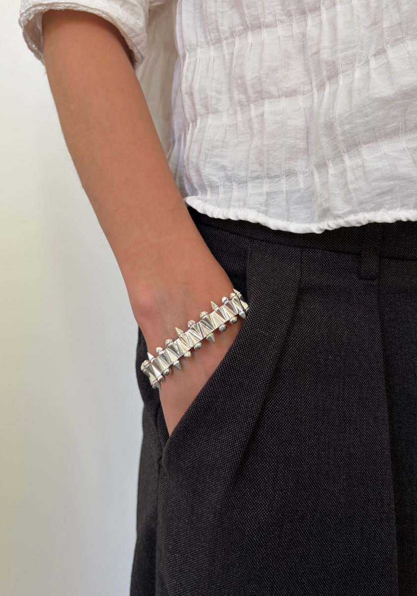Intertwined Studs Bracelet