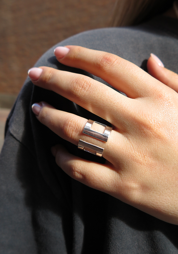 Bonnie Ring