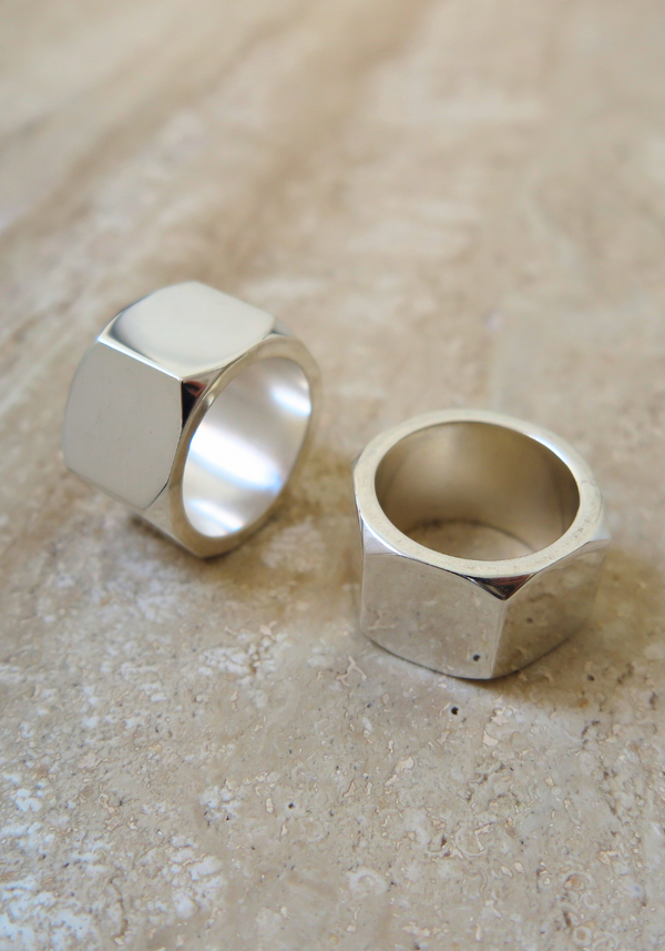 Bolt Ring