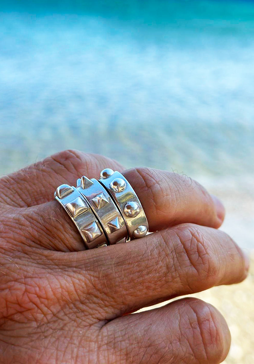 Pyramids Stud Ring