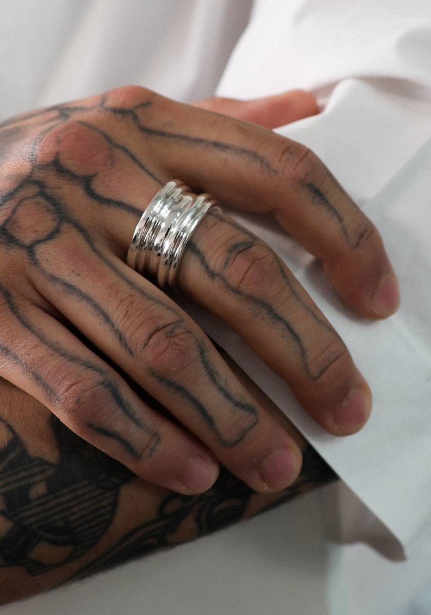 Large Column Ring