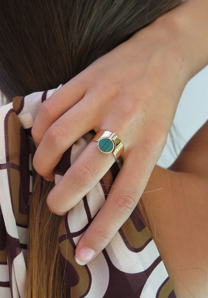 Isis Ring