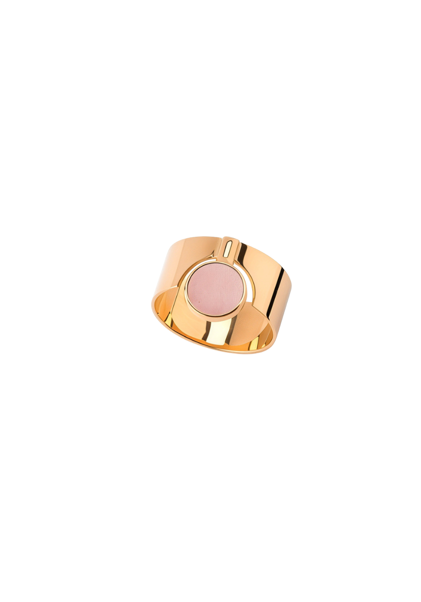 Isis Ring
