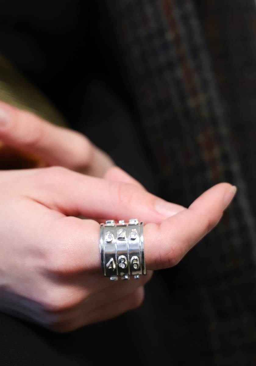Large Jackpot Ring