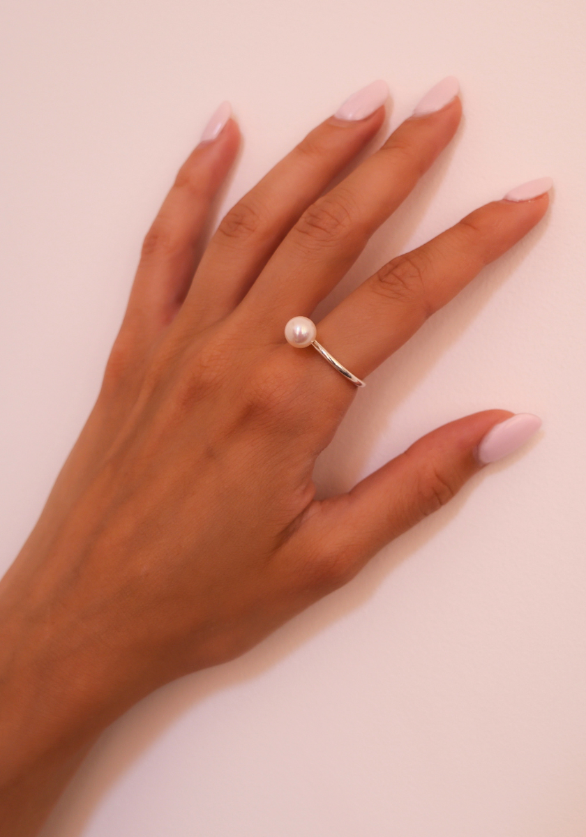 Large Circe Entangled Ring