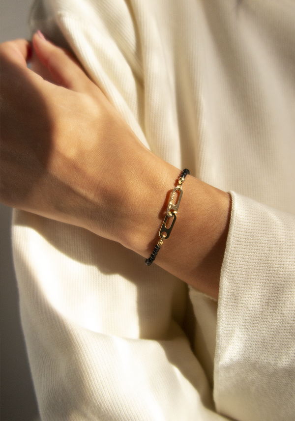 Bracelet Anneaux Circé XS Or Perles Spinelles Noires