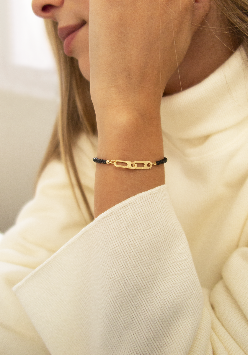 Bracelet Anneaux Circé XS Or Perles Spinelles Noires