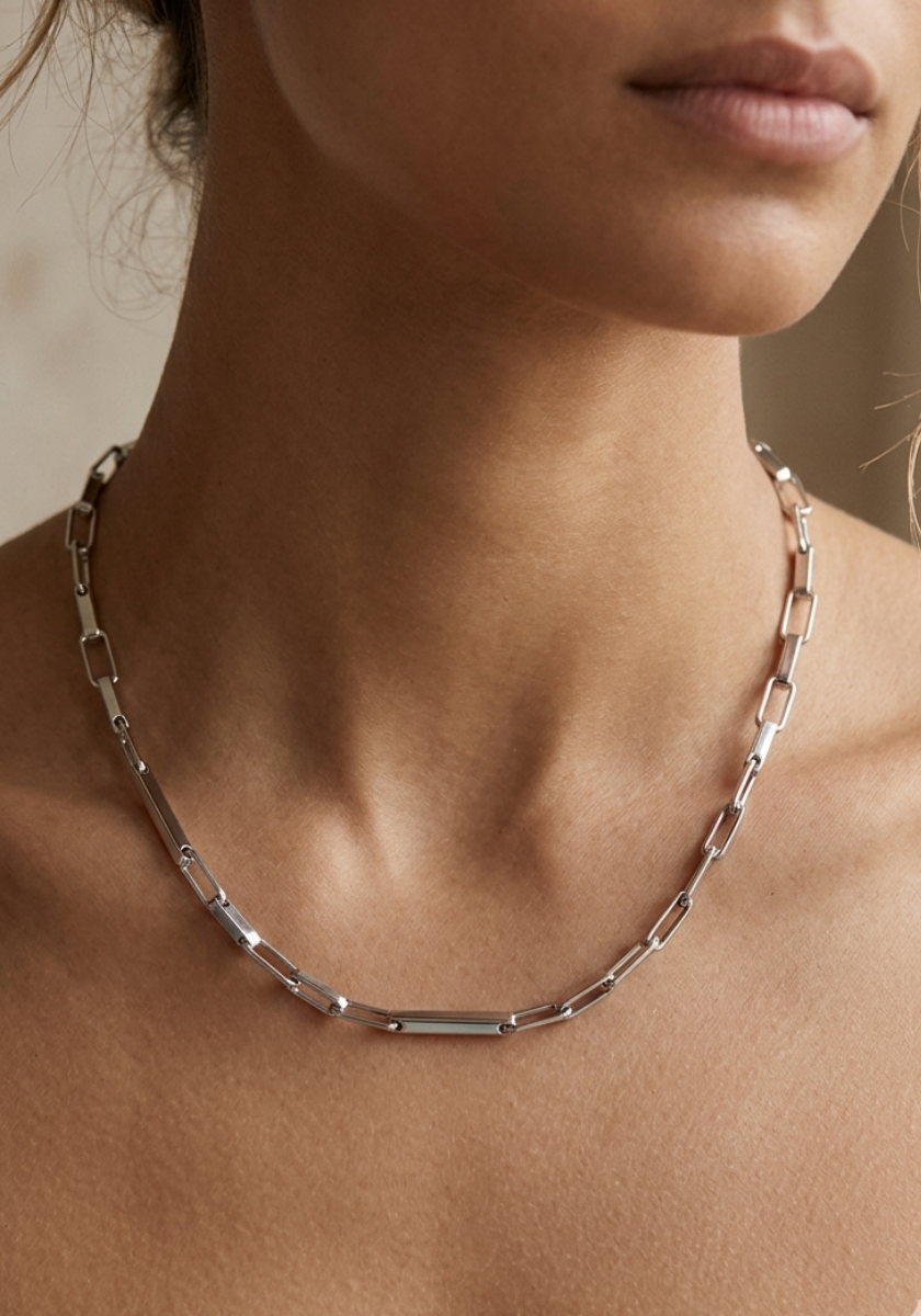 Collier Milan