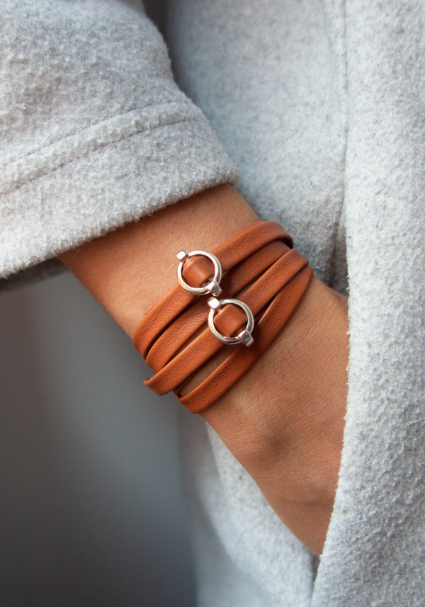 Small Stirrup Leather Bracelet