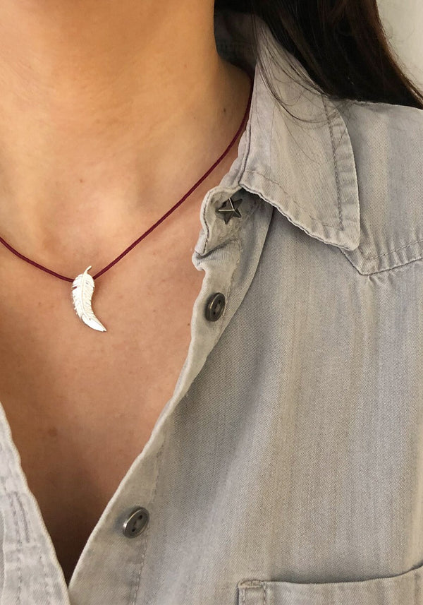 Pendentif Bouton Plume